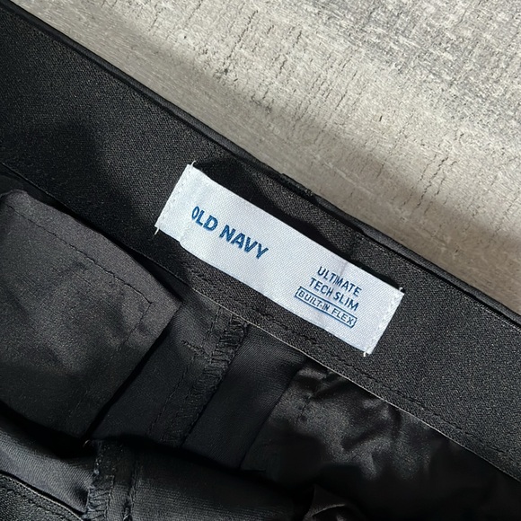 OLD NAVY Slim Ultimate Tech Built-In Flex Chino Pants men’s size 32x32 - Picture 5 of 10